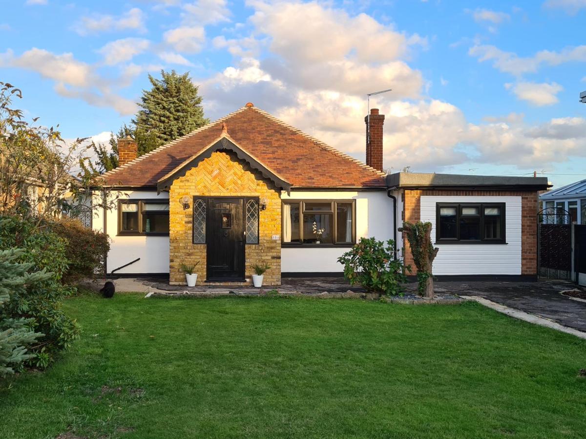 הוילה רוצ'פורד Westbury House מראה חיצוני תמונה